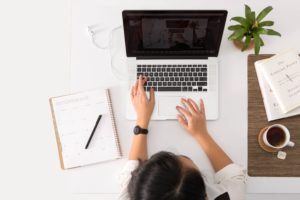 how to write emails in English